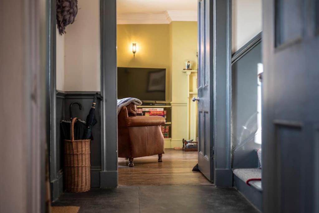 Georgian Country House -Panoramic Views -Sleeps 12 Ruthin Eksteriør bilde