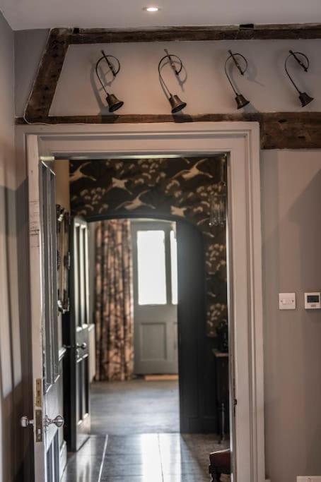 Georgian Country House -Panoramic Views -Sleeps 12 Ruthin Eksteriør bilde