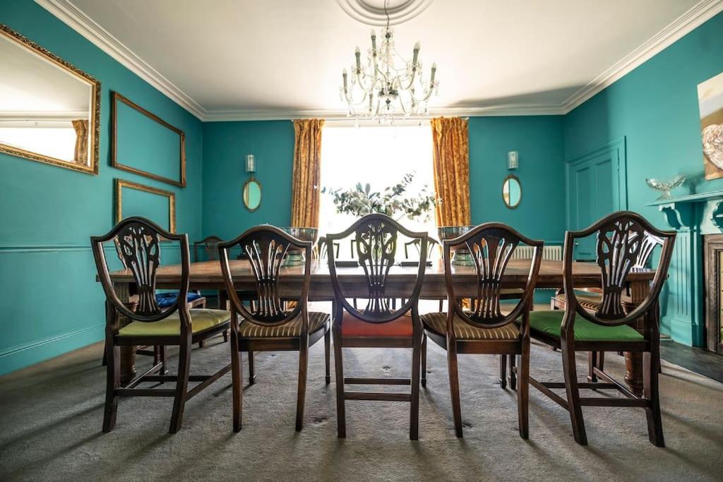 Georgian Country House -Panoramic Views -Sleeps 12 Ruthin Eksteriør bilde
