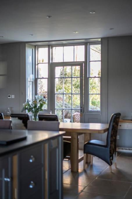 Georgian Country House -Panoramic Views -Sleeps 12 Ruthin Eksteriør bilde