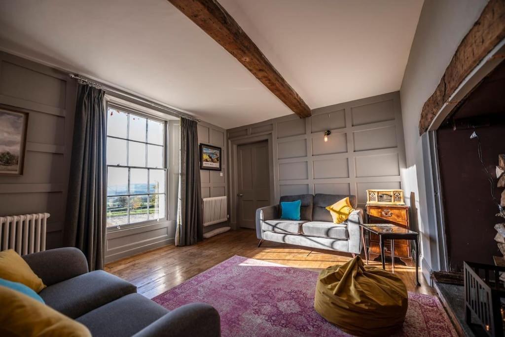 Georgian Country House -Panoramic Views -Sleeps 12 Ruthin Eksteriør bilde