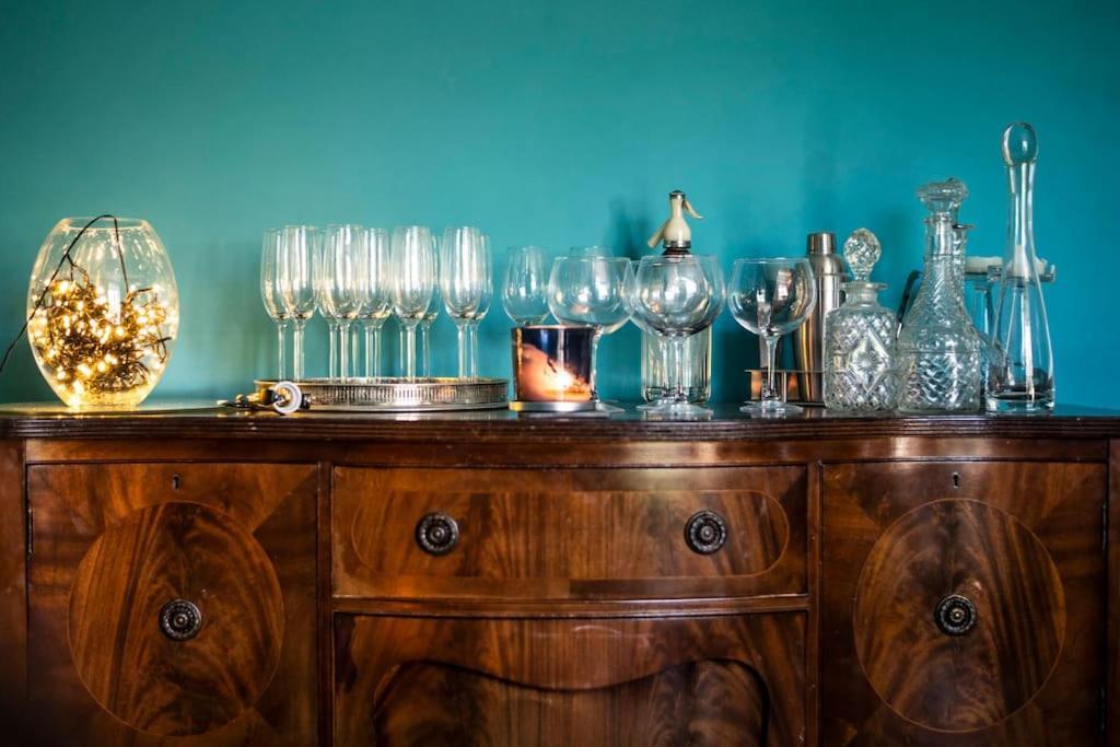 Georgian Country House -Panoramic Views -Sleeps 12 Ruthin Eksteriør bilde