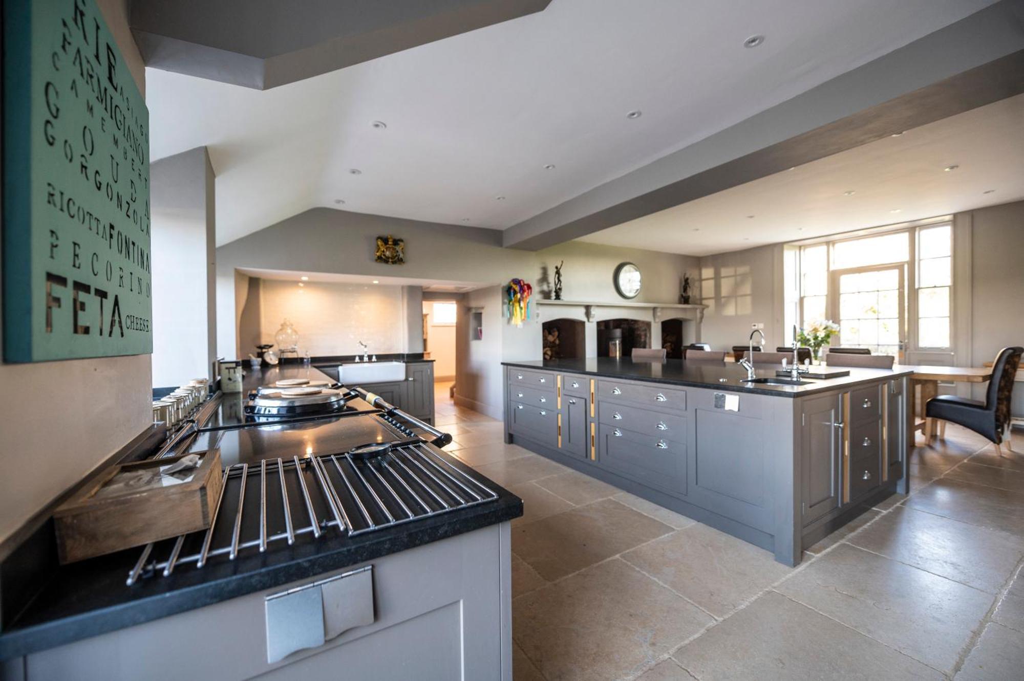 Georgian Country House -Panoramic Views -Sleeps 12 Ruthin Eksteriør bilde